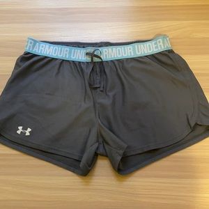 Under Armour - M athletic shorts